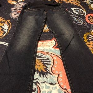 Maternity jeans